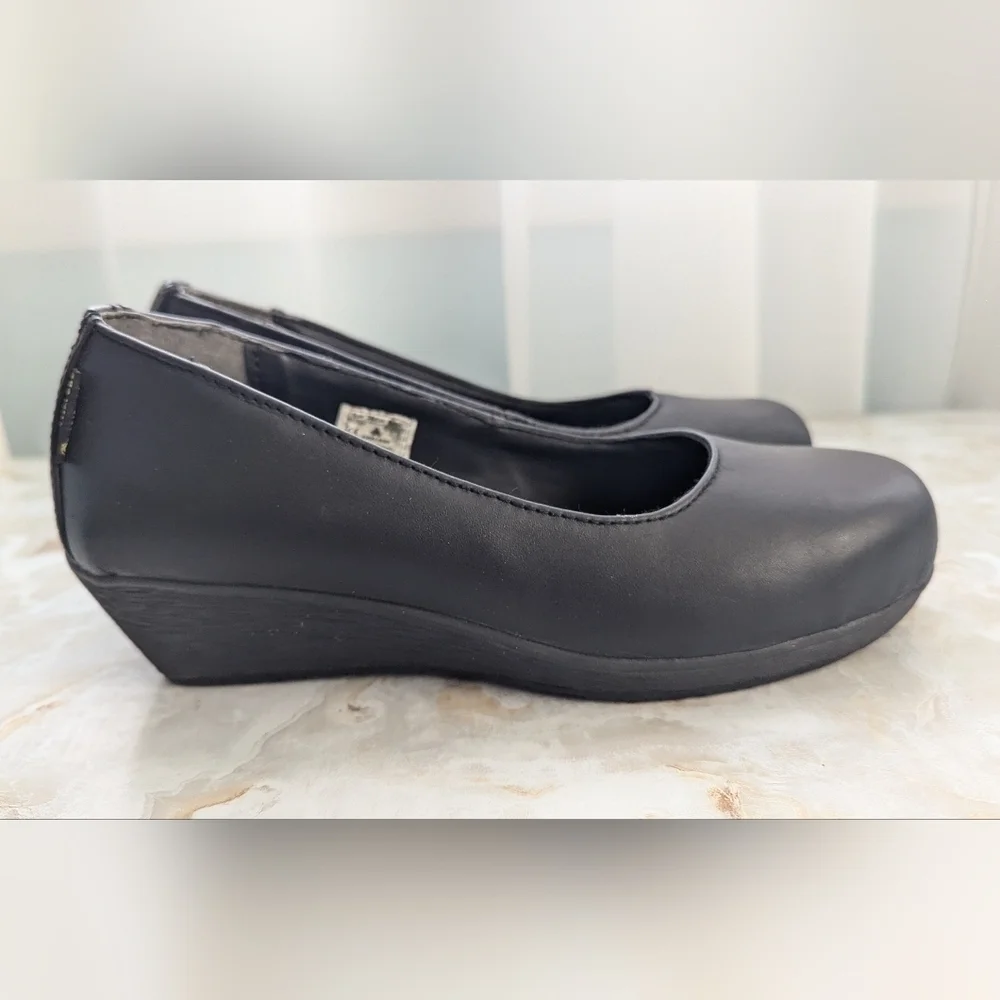 Amblers Safety Heel Cushion Memory Foam Slip On Shoes Woman's
